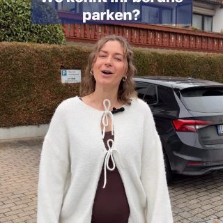 🚗 Entspannt ankommen & direkt den Urlaub genießen 🌊✨
Egal ob Ihr bei uns im Restaurant vorbeischaut oder Euren Aufenthalt im Hotel Seestern verbringt, Parkmöglichkeiten gibt’s direkt bei uns am Haus 😊
▫️ Kostenfreie Parkplätze befinden sich direkt vor dem Hotel
▫️ Zusätzlich stehen Euch Tiefgaragenparkplätze zur Verfügung
Die Tiefgarage kostet:
▪️ 3 € pro Tag in der Nebensaison
▪️ 6 € pro Tag in der Hauptsaison
Da die Plätze begrenzt sind und besonders im Sommer schnell vergeben werden, bitten wir Euch, die Tiefgarage vorab zu reservieren 💙
Wir freuen uns auf Euch 🌅
#hotelseestern #bodensee #urlaubambodensee #lindau #hotelurlaub
🎥: @melissa.nieberle